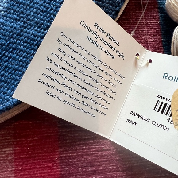 ROLLER RABBIT Blue Shades Woven Rainbow Clutch NWT’s - Picture 3 of 6